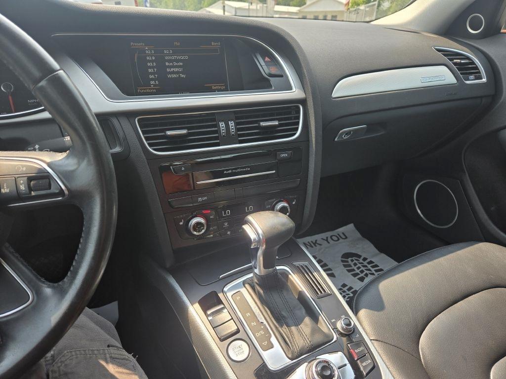 Audi A4 2.0T Sedan quattro Tiptronic 2014