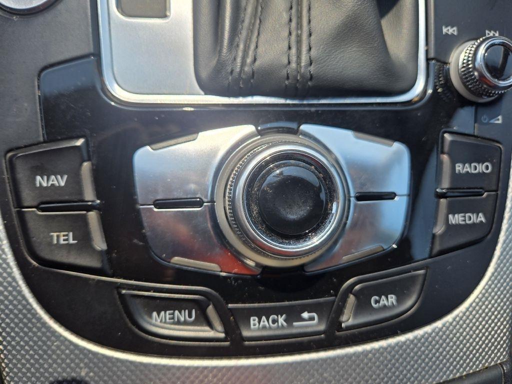 Audi A4 2.0T Sedan quattro Tiptronic 2014