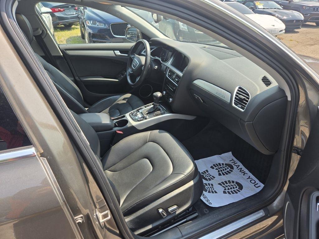 Audi A4 2.0T Sedan quattro Tiptronic 2014