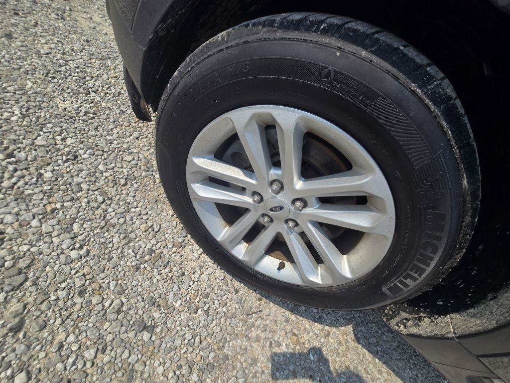 Ford Explorer XLT FWD 2014