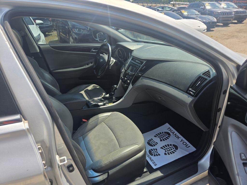 Hyundai Sonata SE Auto 2014