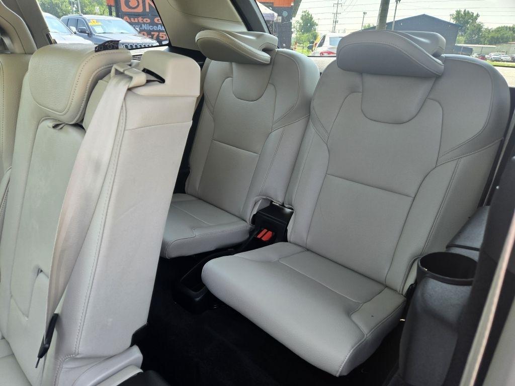 Volvo XC90 T6 Momentum AWD 2018
