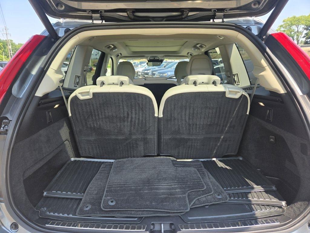 Volvo XC90 T6 Momentum AWD 2018
