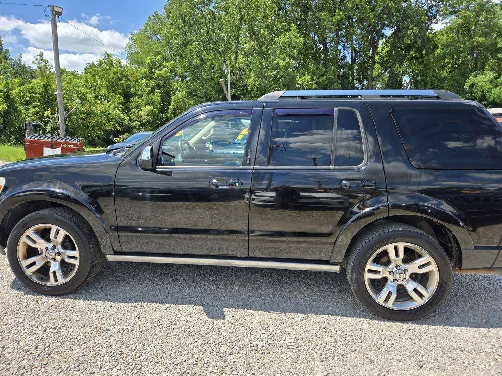 Ford Explorer Limited AWD 2010