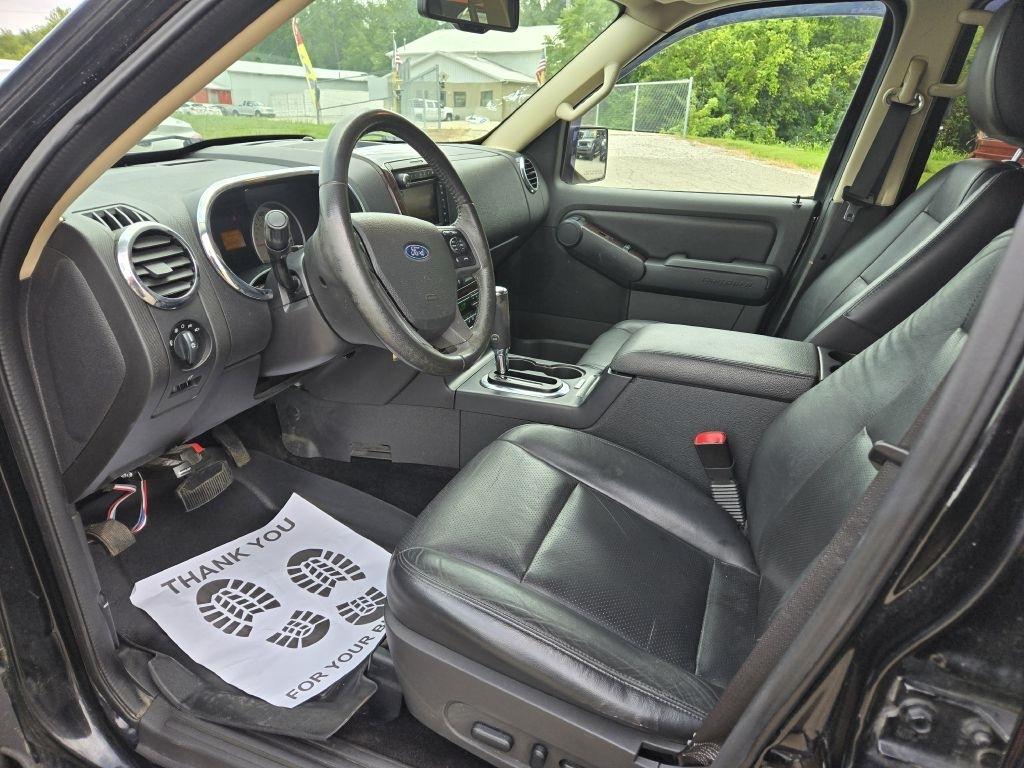 Ford Explorer Limited AWD 2010