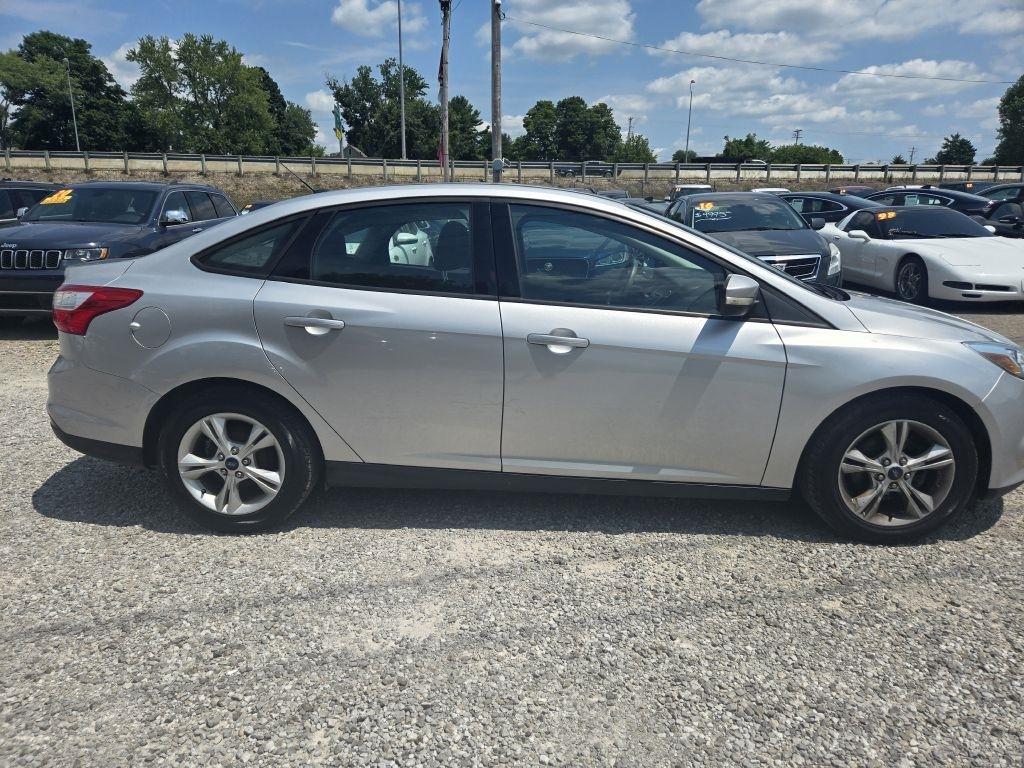 Ford Focus SE Sedan 2014
