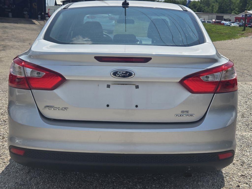 Ford Focus SE Sedan 2014