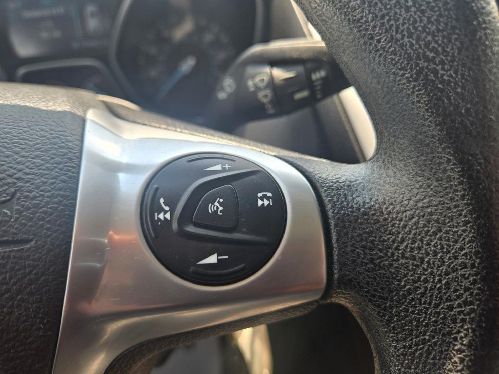Ford Focus SE Sedan 2014