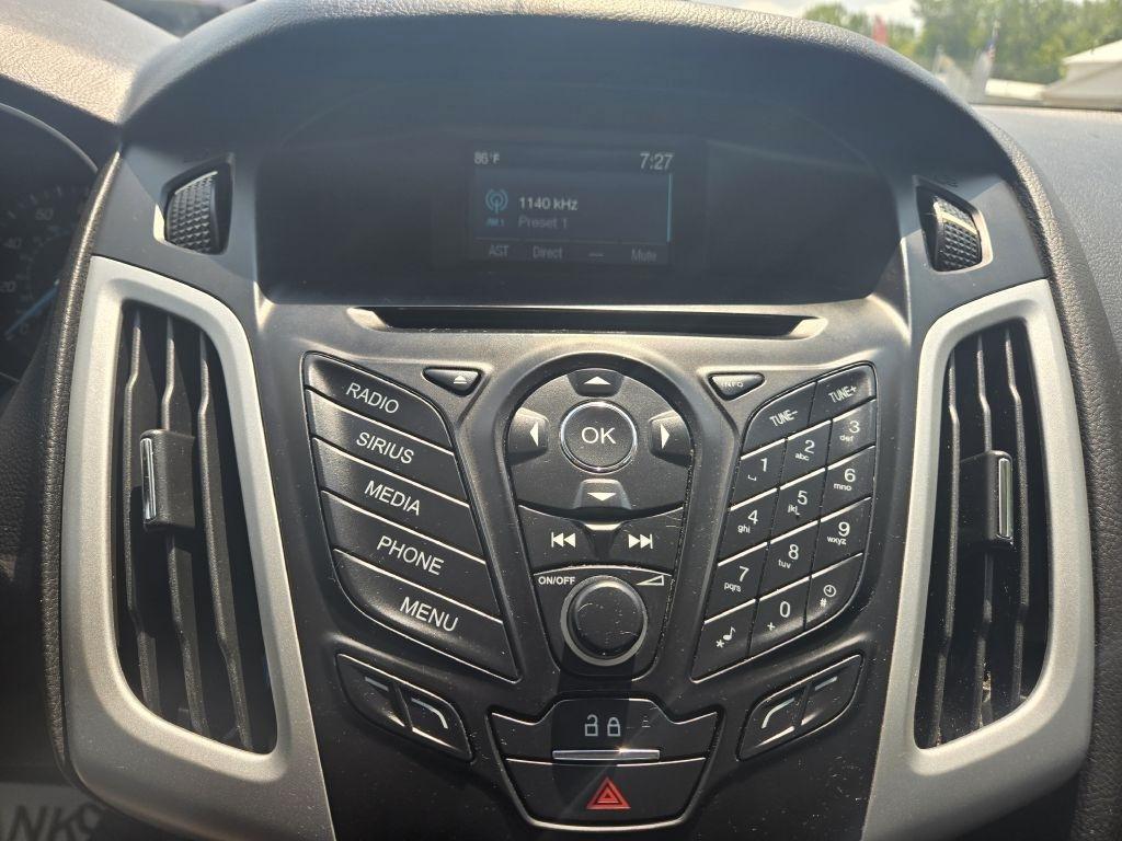 Ford Focus SE Sedan 2014