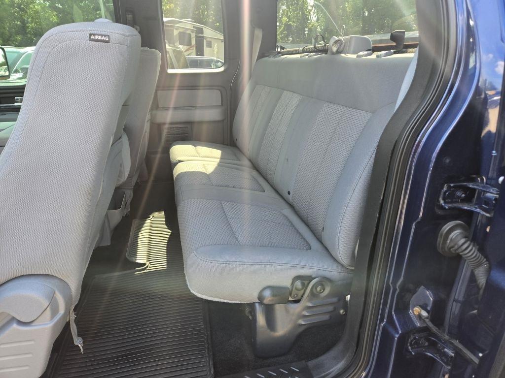 Ford F-150 XL SuperCab 6.5-ft. Bed 2WD 2012