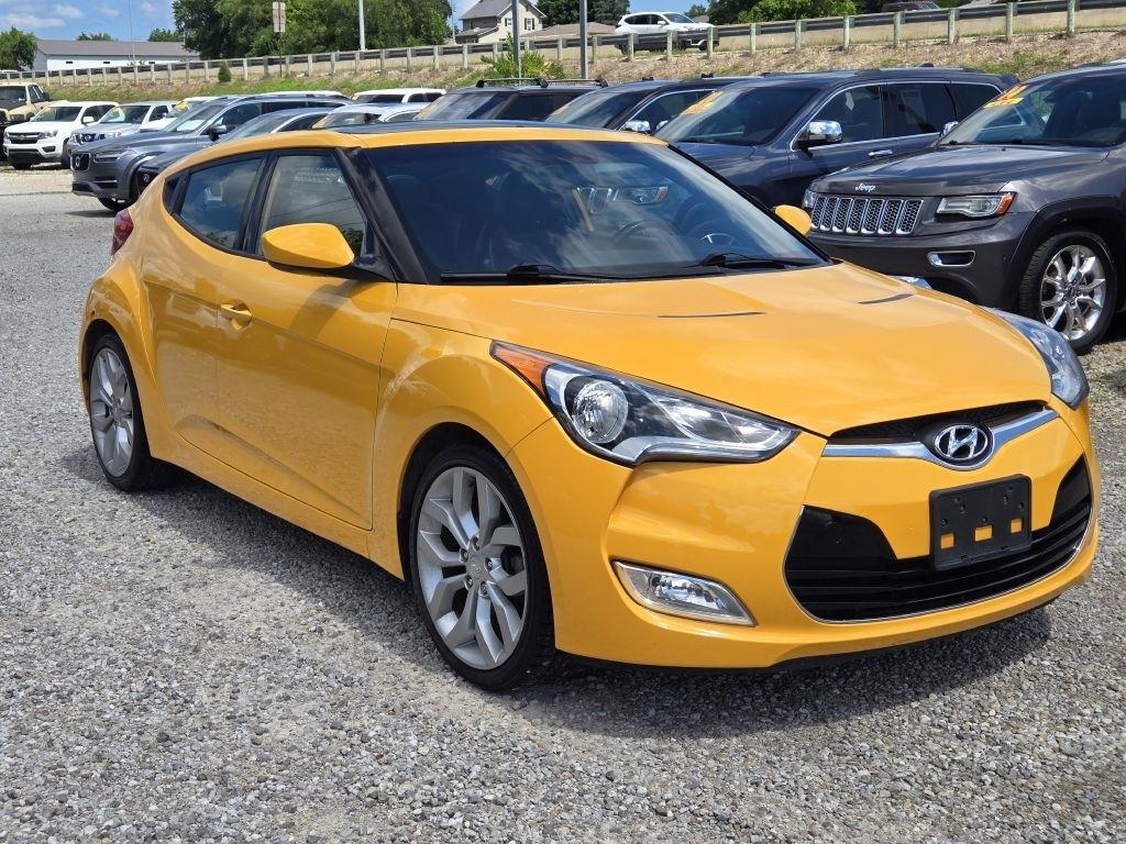 Hyundai Veloster Base 2015