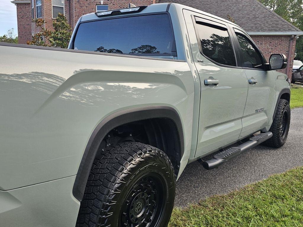 Toyota Tundra SR5 CrewMax 4WD 2024
