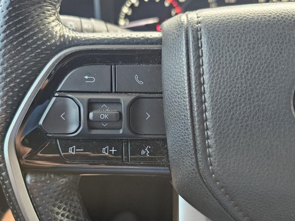 Toyota Tundra SR5 CrewMax 4WD 2024