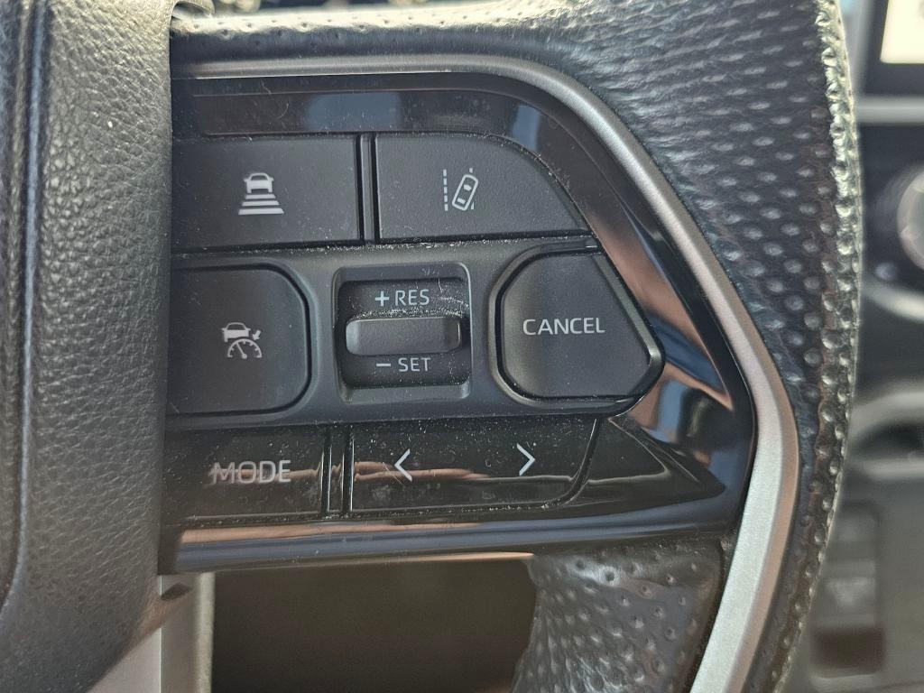 Toyota Tundra SR5 CrewMax 4WD 2024