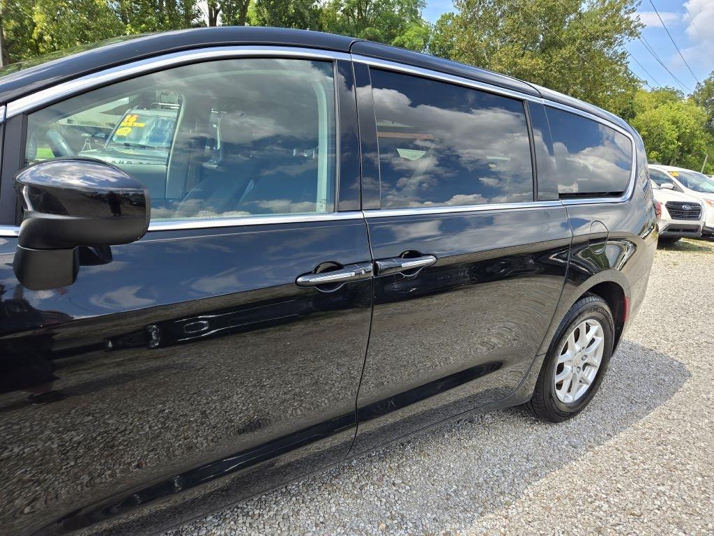 Chrysler Pacifica Touring-L 2017