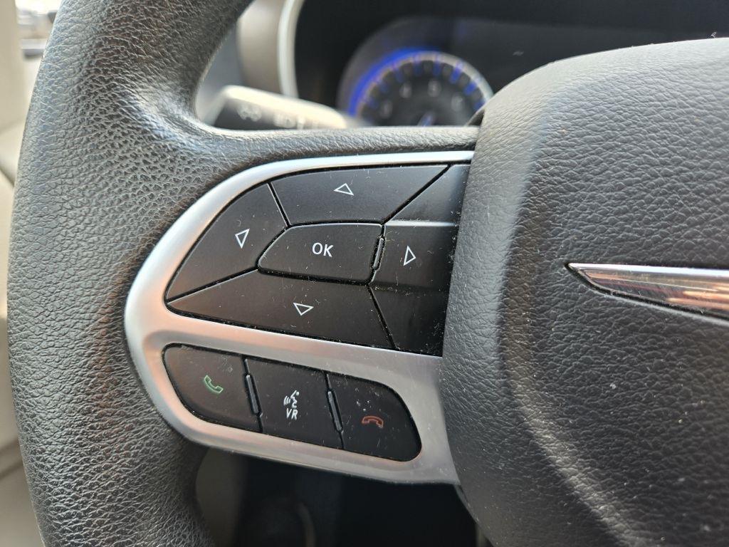 Chrysler Pacifica Touring-L 2017