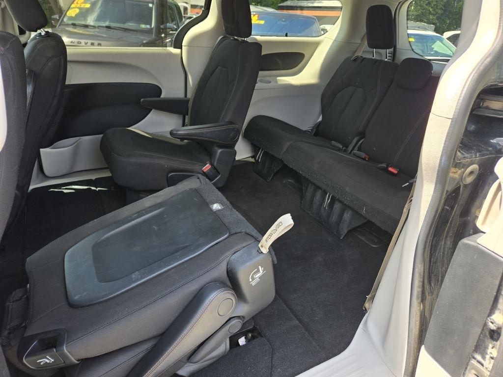 Chrysler Pacifica Touring-L 2017