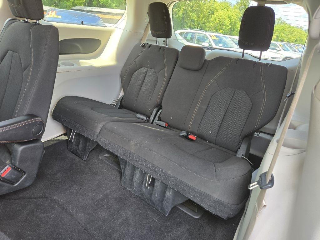 Chrysler Pacifica Touring-L 2017