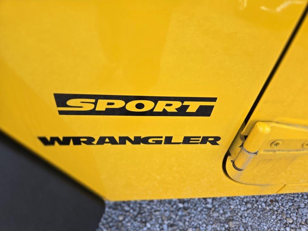 Jeep Wrangler Sport 4WD 2011