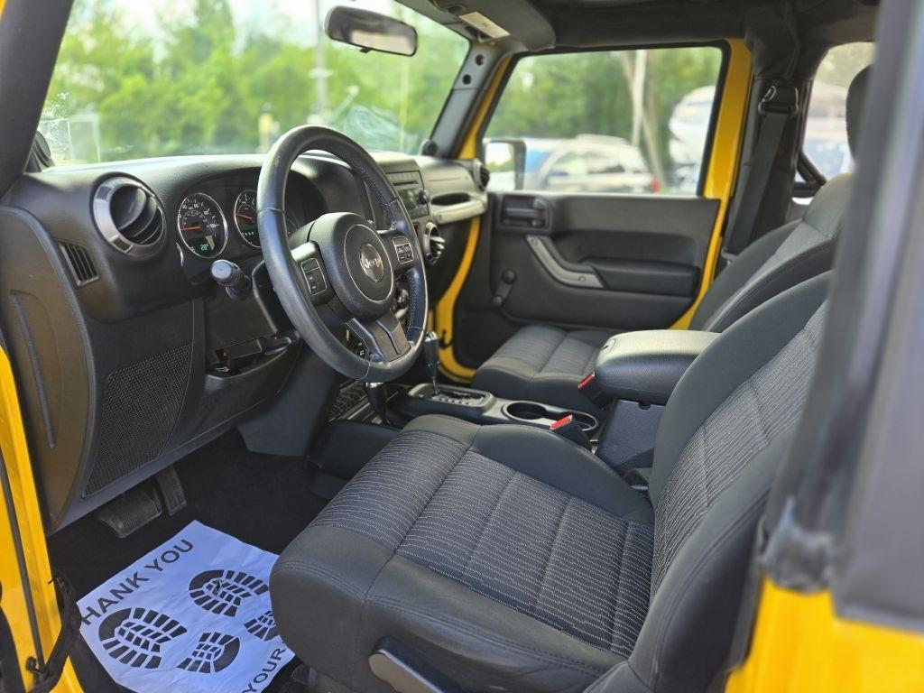 Jeep Wrangler Sport 4WD 2011