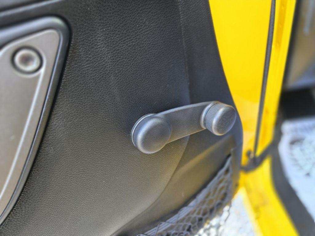 Jeep Wrangler Sport 4WD 2011