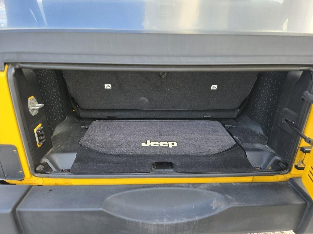 Jeep Wrangler Sport 4WD 2011