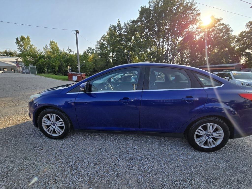Ford Focus SEL Sedan 2012