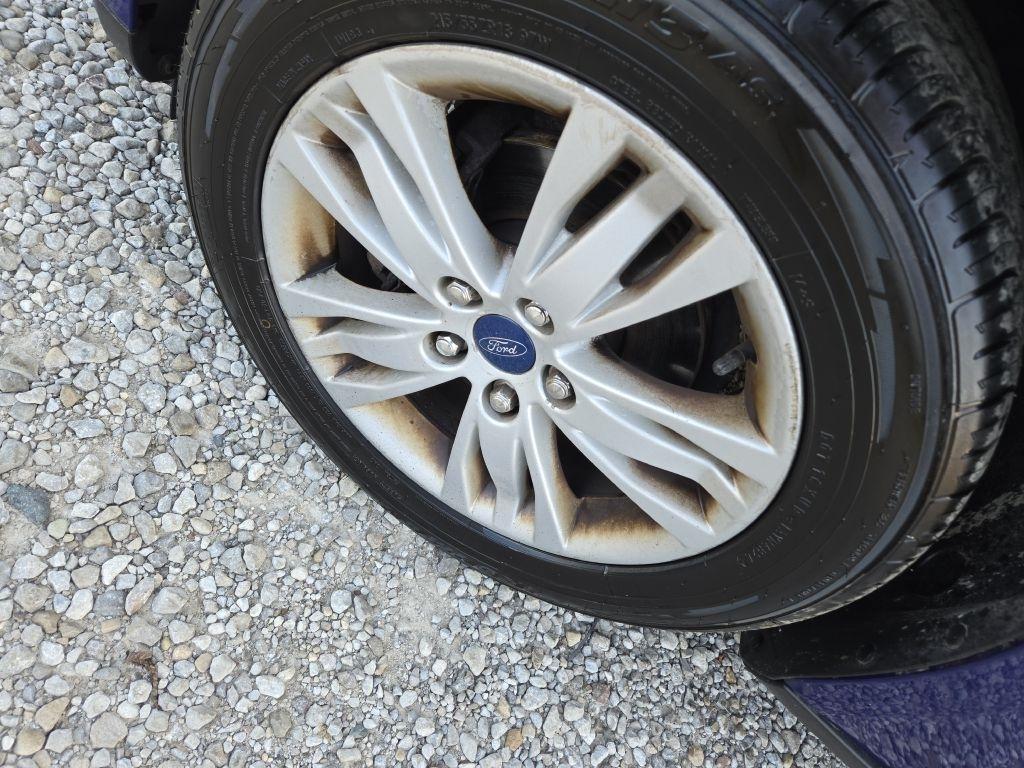 Ford Focus SEL Sedan 2012