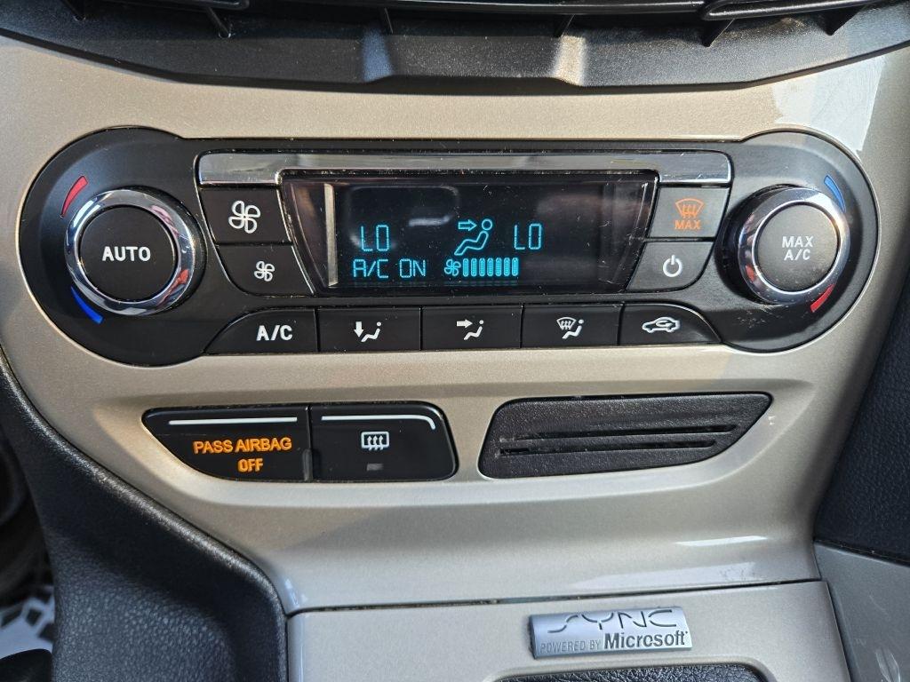 Ford Focus SEL Sedan 2012