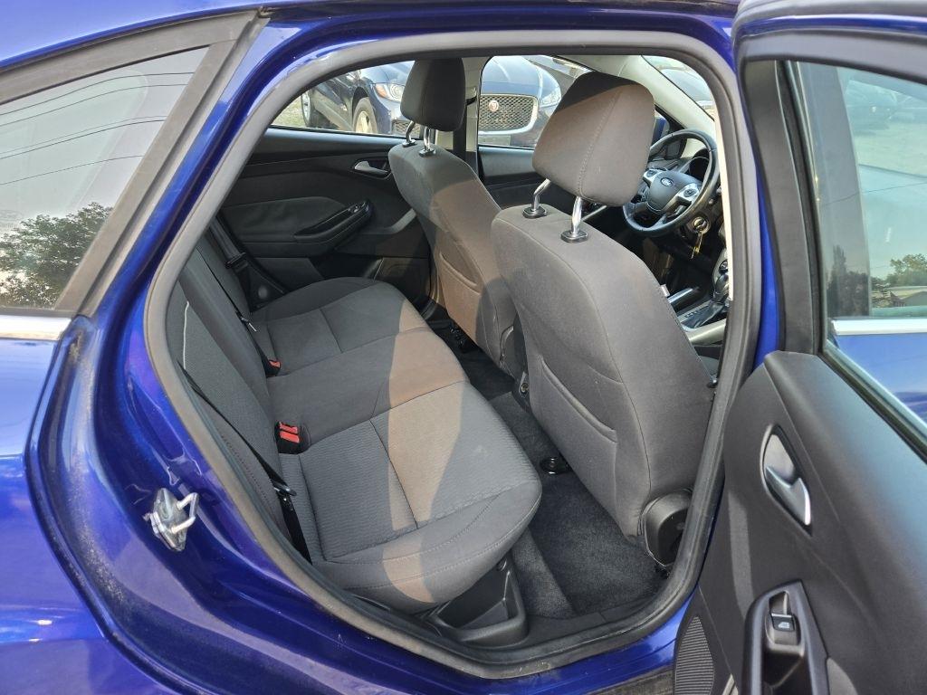 Ford Focus SEL Sedan 2012