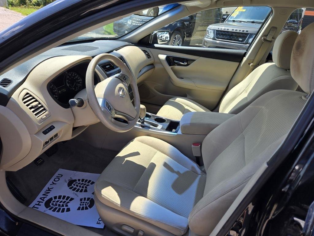 Nissan Altima 2.5 S 2014