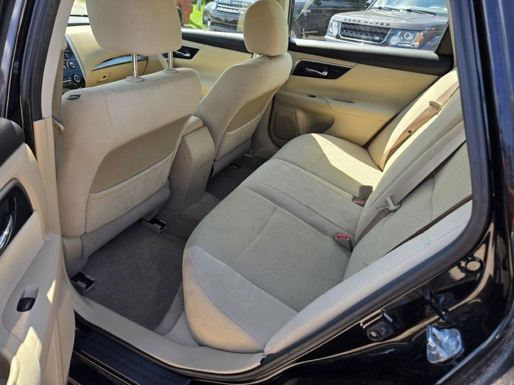Nissan Altima 2.5 S 2014