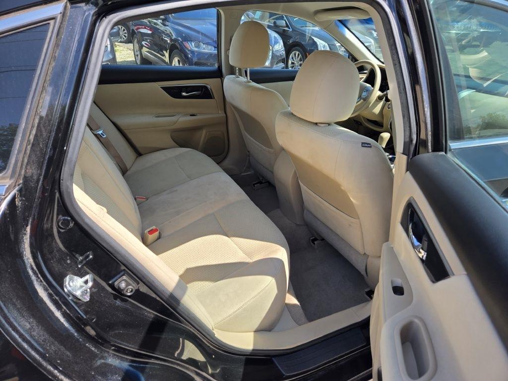 Nissan Altima 2.5 S 2014