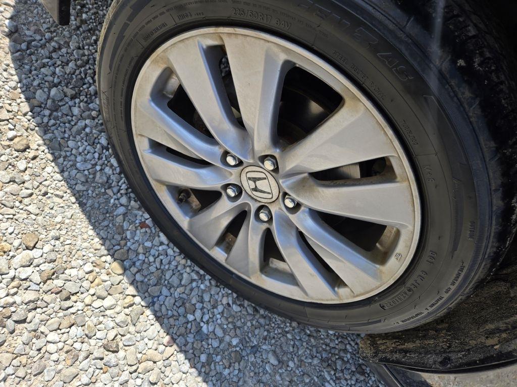 Honda Accord LX sedan AT 2011