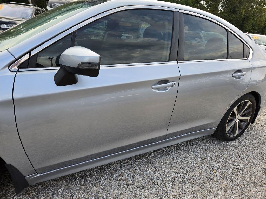 Subaru Legacy 2.5i Limited 2016