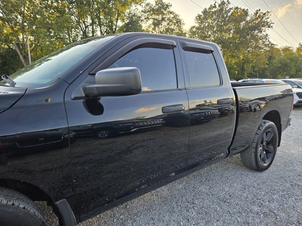 RAM 1500 Tradesman Quad Cab 4WD 2014