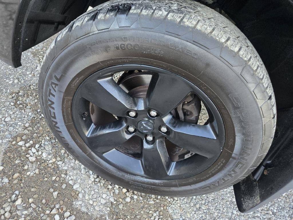 RAM 1500 Tradesman Quad Cab 4WD 2014