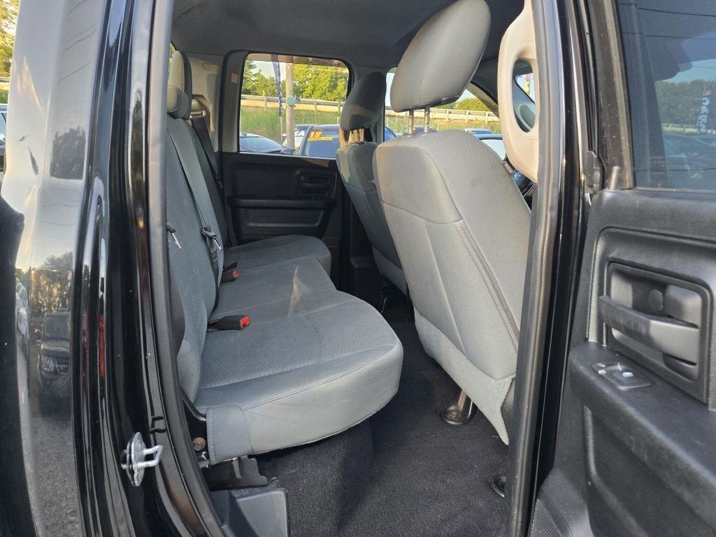 RAM 1500 Tradesman Quad Cab 4WD 2014
