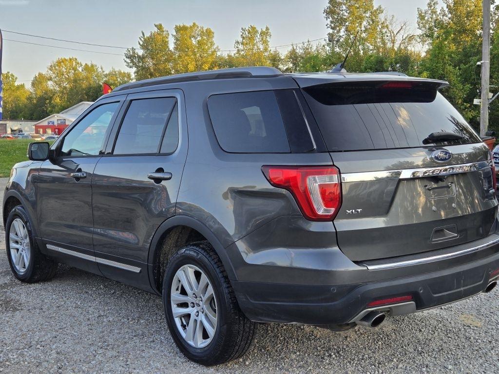 Ford Explorer XLT 4WD 2018