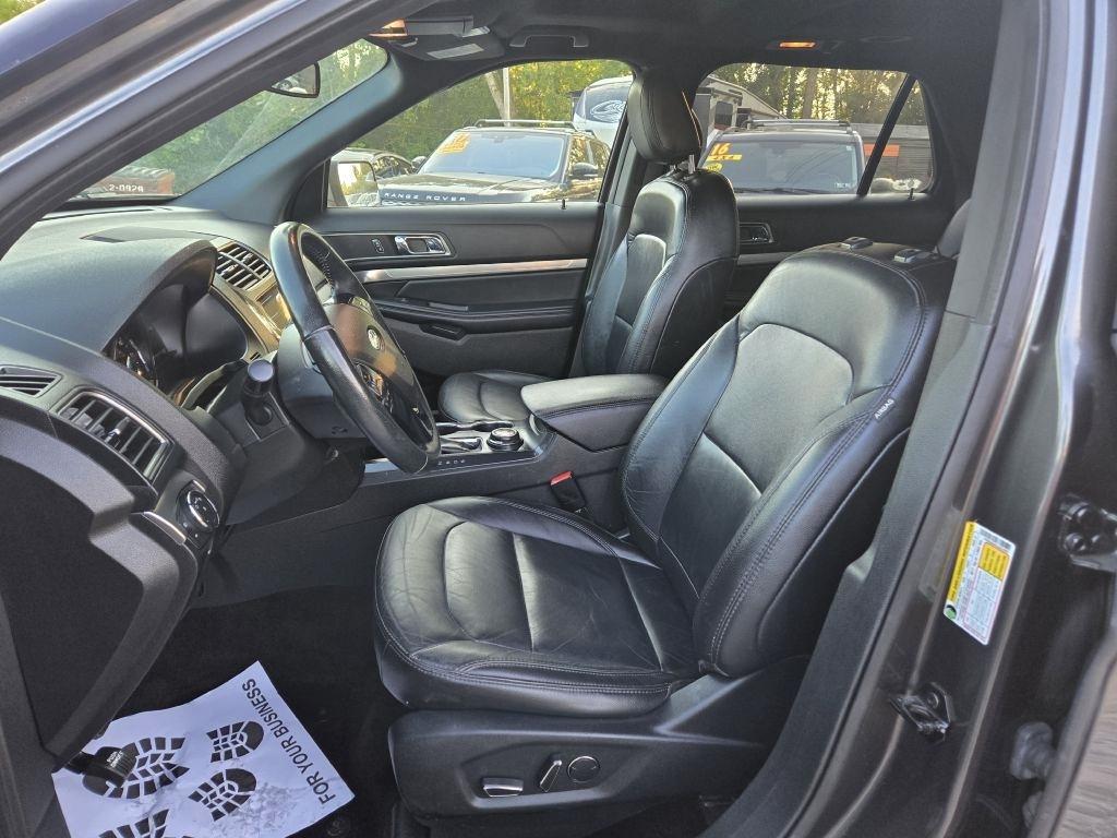 Ford Explorer XLT 4WD 2018