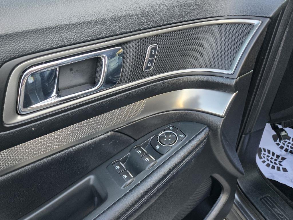 Ford Explorer XLT 4WD 2018