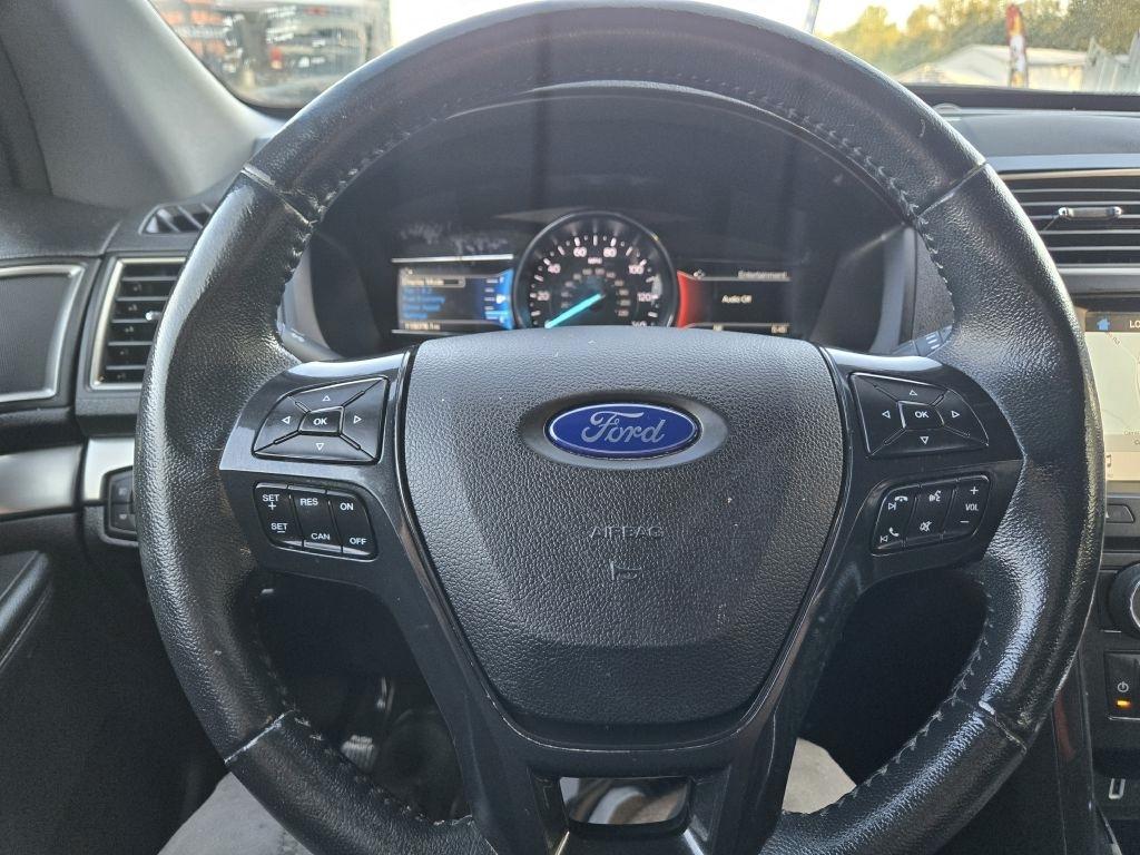 Ford Explorer XLT 4WD 2018