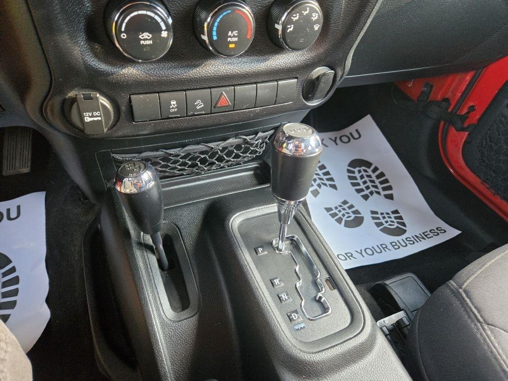 Jeep Wrangler Sport 4WD 2015