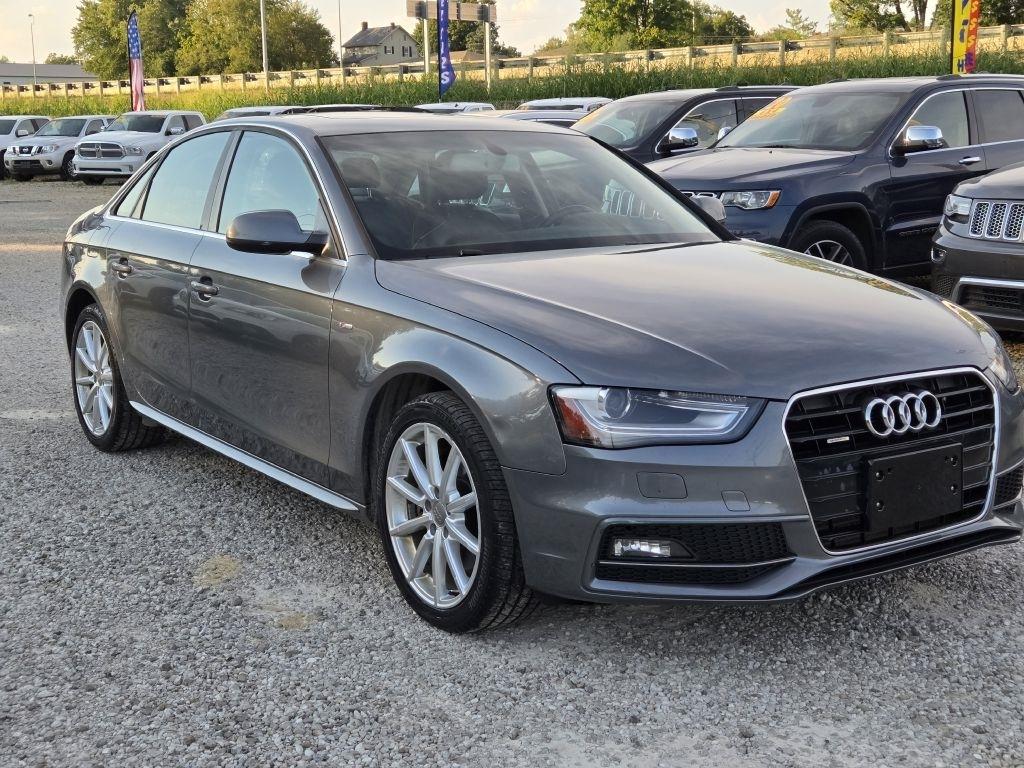 Audi A4 2.0T Premium quattro Sedan AWD 8A 2016