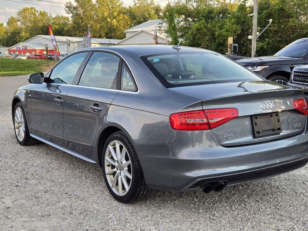 Audi A4 2.0T Premium quattro Sedan AWD 8A 2016