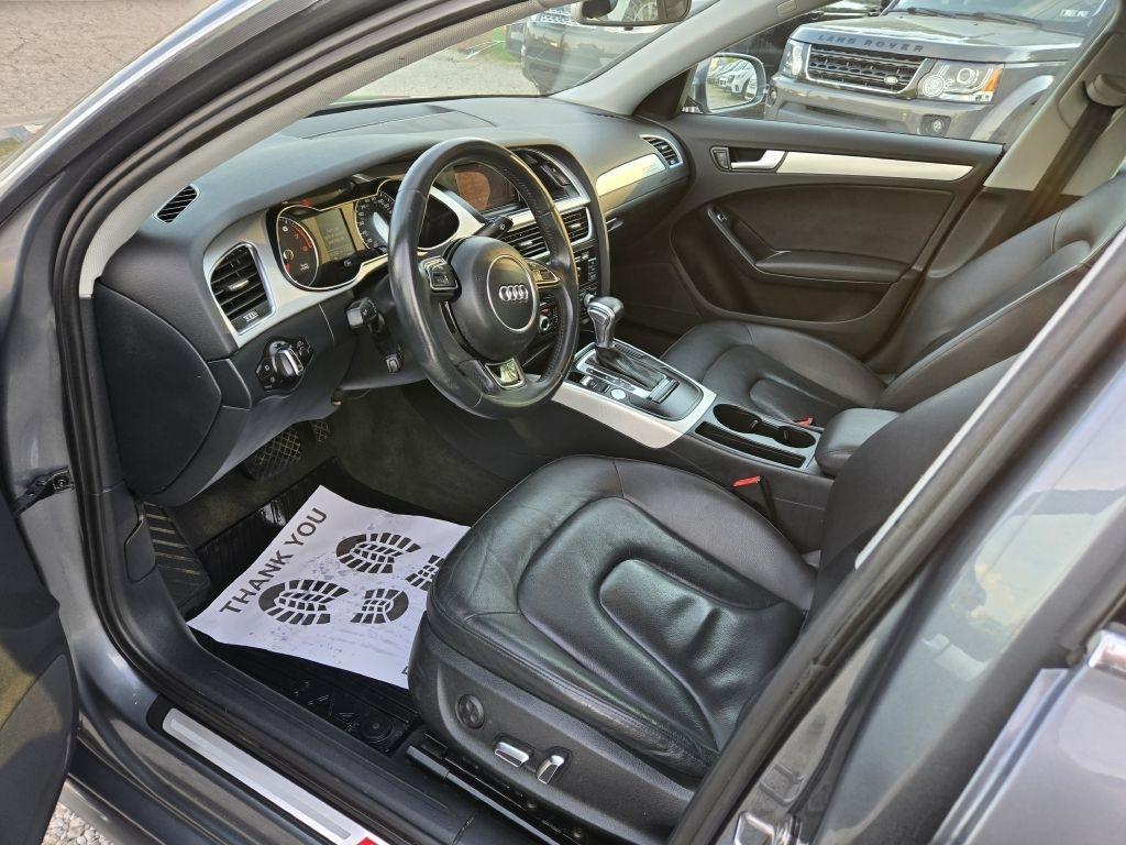 Audi A4 2.0T Premium quattro Sedan AWD 8A 2016