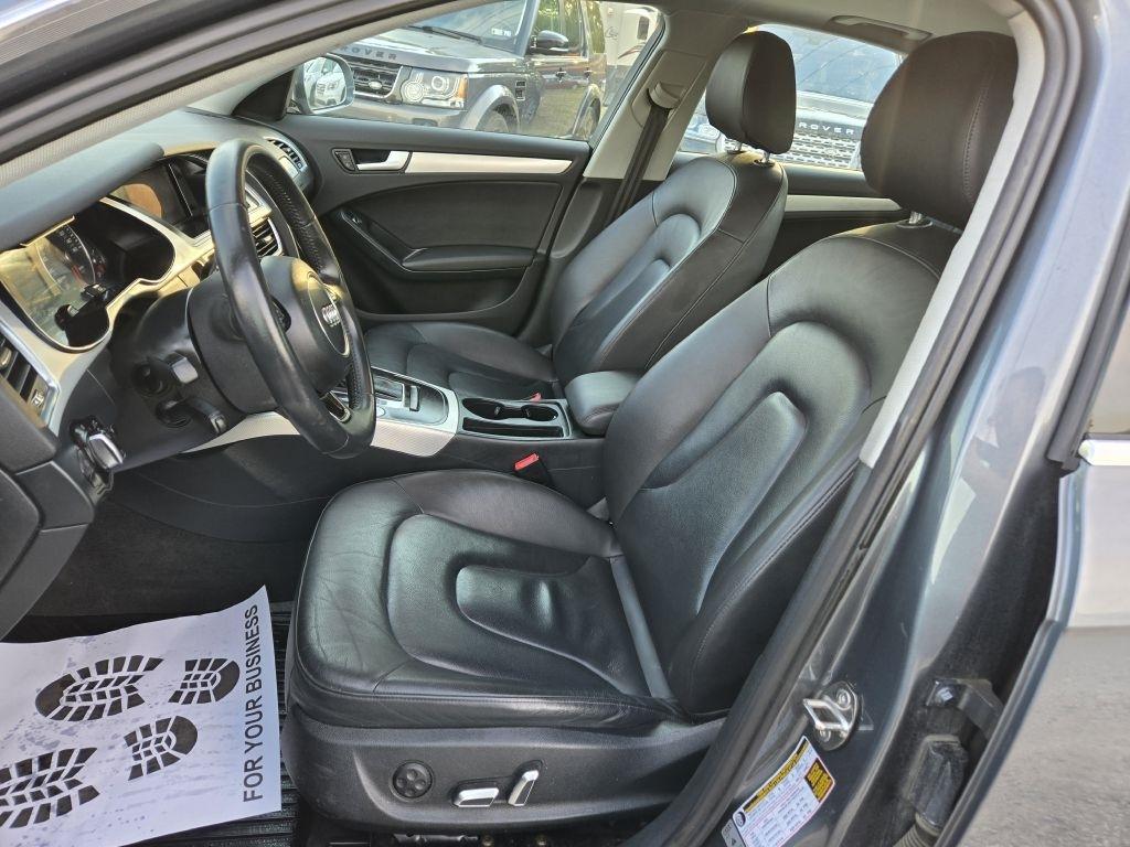 Audi A4 2.0T Premium quattro Sedan AWD 8A 2016