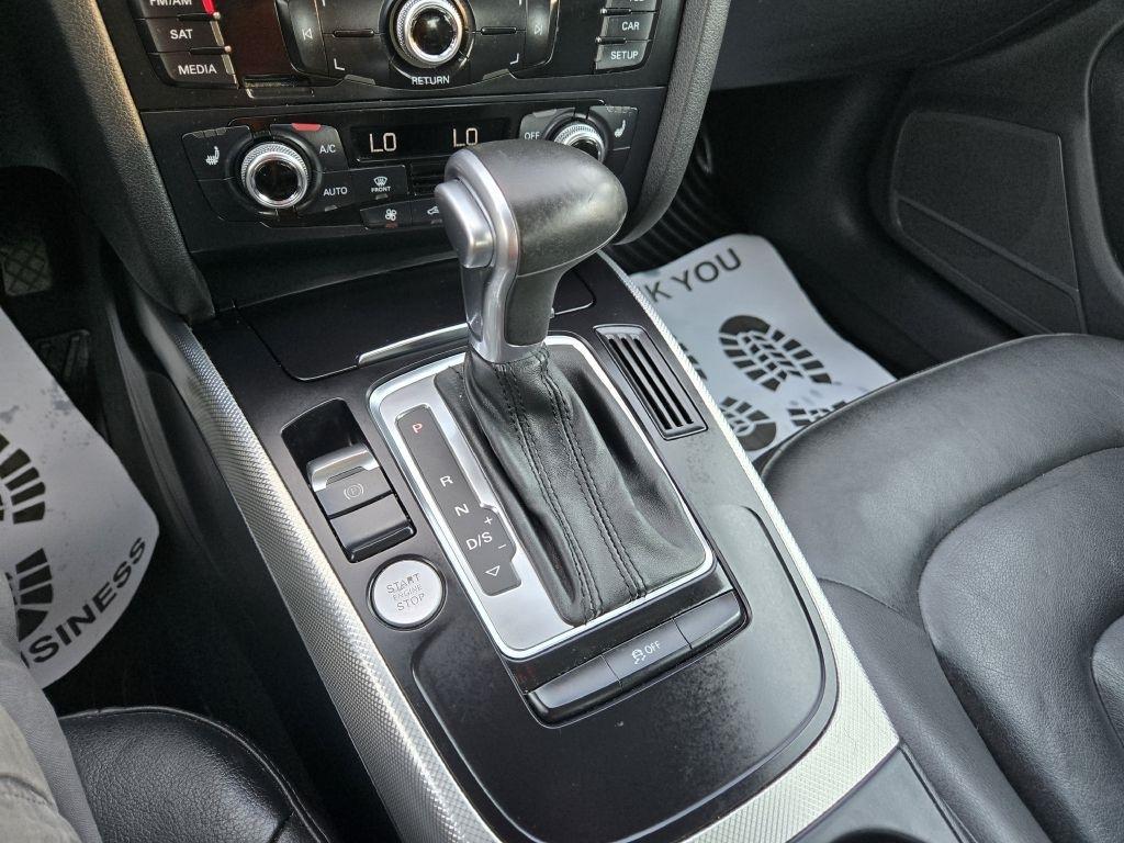 Audi A4 2.0T Premium quattro Sedan AWD 8A 2016