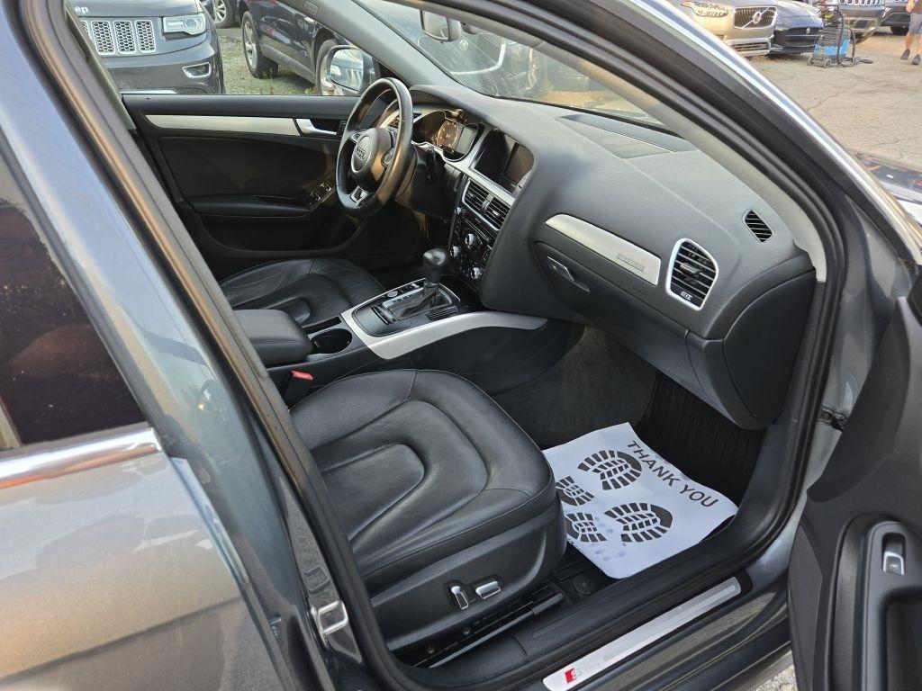 Audi A4 2.0T Premium quattro Sedan AWD 8A 2016