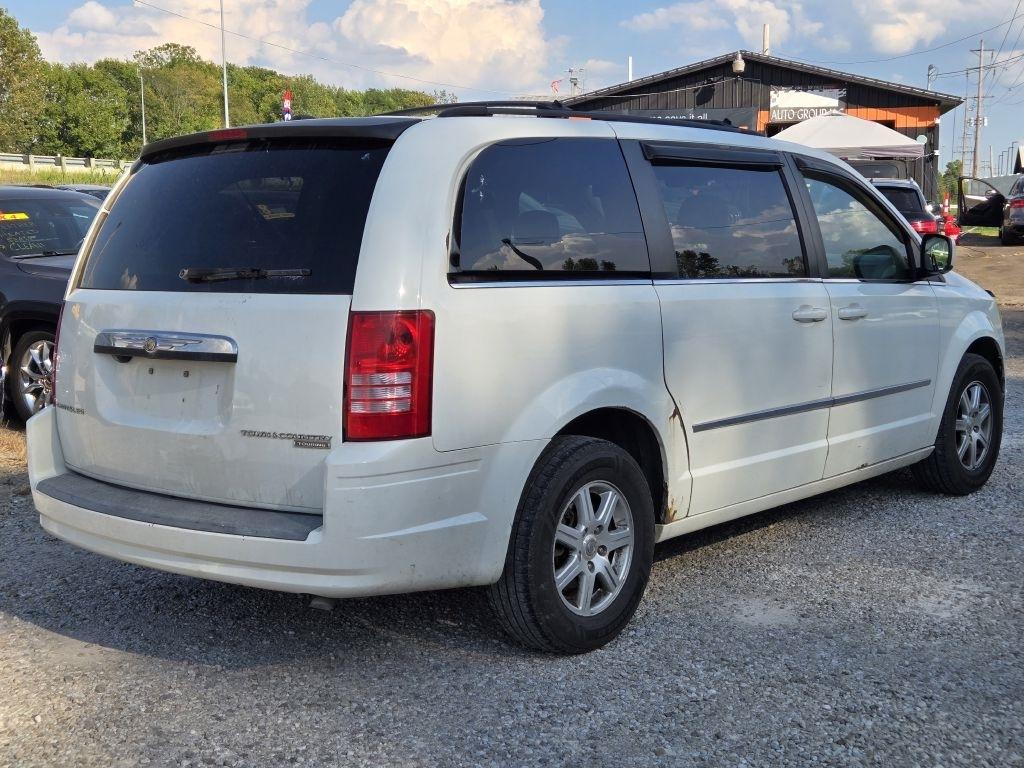 Chrysler Town & Country Touring 2009